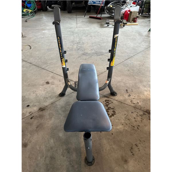 COMPETITOR WEIGHT BENCH