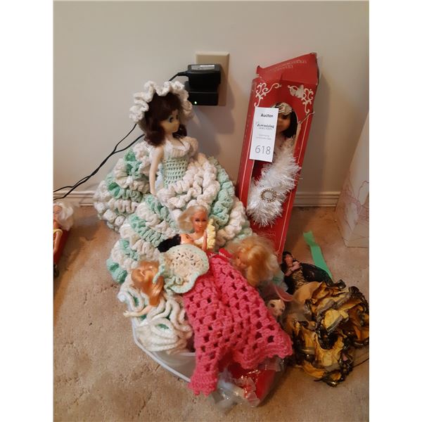 Collection of Dolls A