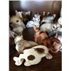 Image 2 : Cat Figurines A