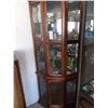 Image 1 : Curio Cabinet C