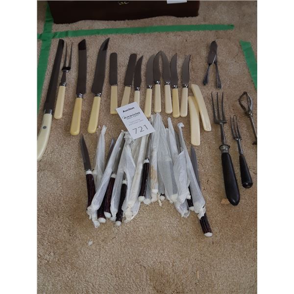Vintage Steak Knives & More Cat A