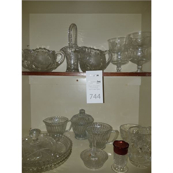 Glass and Crystal cat a