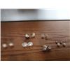 Image 4 : Assortment of Pearl-Style Earrings