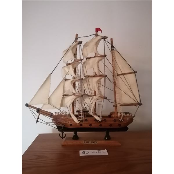 Miniature Scale Model Ship "Mayflower"