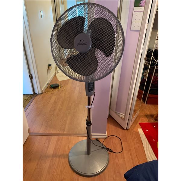 Windchaser Oscillating Fan