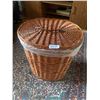 Image 1 : Wicker Laundry Hamper