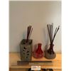 Image 1 : 3 x Glass Vases w/ Fragrance Diffuser Reeds