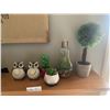 Image 1 : Decorative Artificial Plants and 2 x Solar Powered Owl Lights