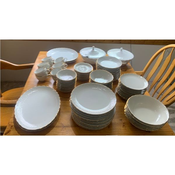 Monno Royal China Collection