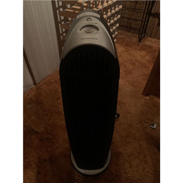 Honeywell Ion Generator (Model HFD-120-Q)