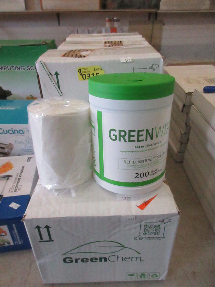 8 New Green Wipe Refillable Wipe Systems