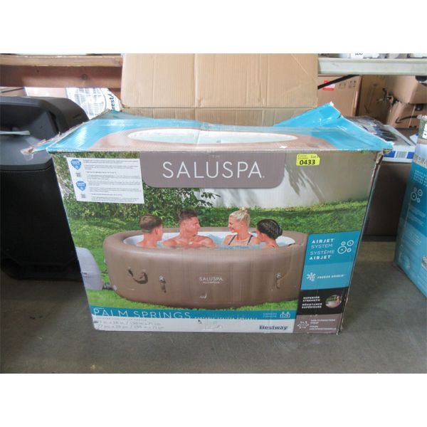 Saluspa Palm Spring Inflatable Hot Tub - Store return