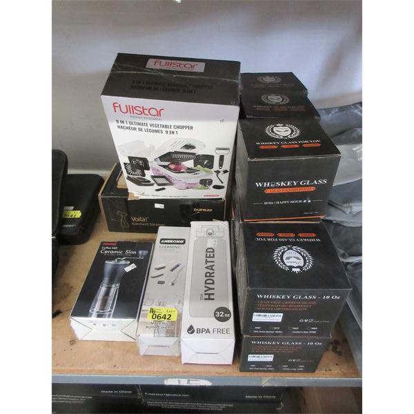 16 Assorted Small Household Items 