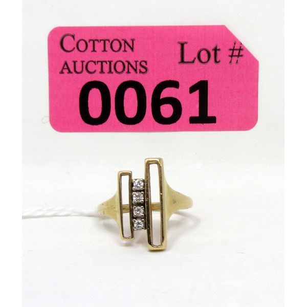 14 KT Gold .12 CTW 4 Diamond Ring - Size 8 