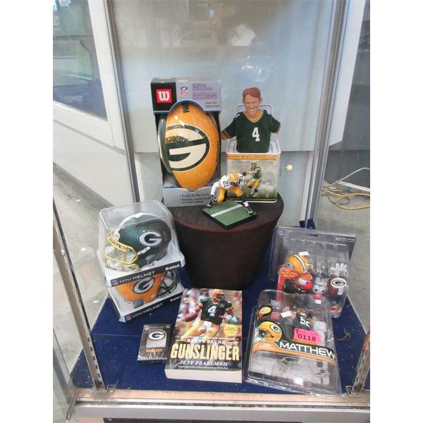 9 Piece Lot of Green Bay Packers  Memorabilia 
