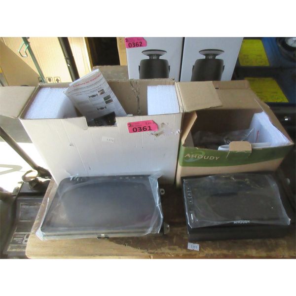 2 Car Display Screens with Antenna Amplifiers