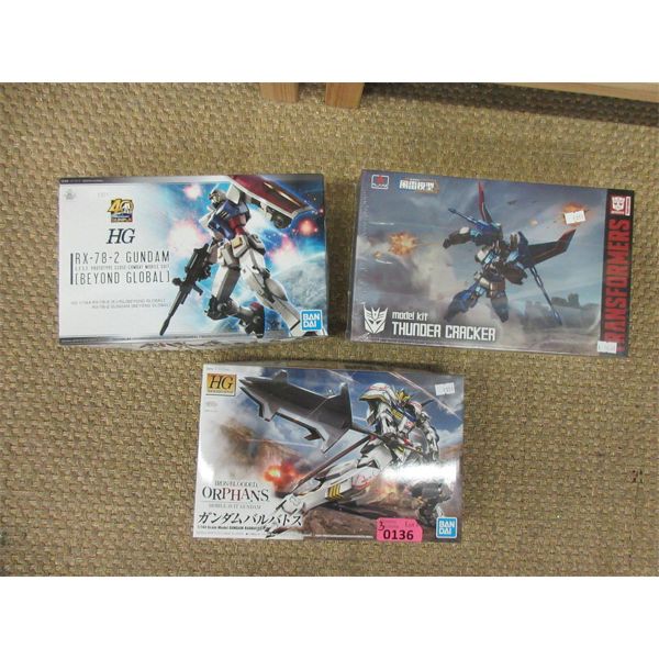 2 Gundam & 1 Transformers Scale Mode Kits