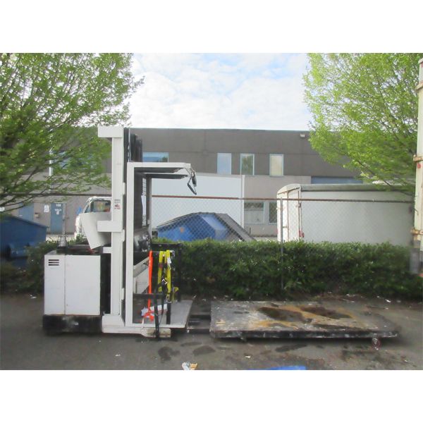 Crown Forklift w/ Manlift Platform & Hobart Charger