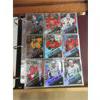 Image 4 : 3 Binders of Assorted Hockey Trading Cards