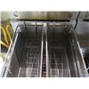 Image 3 : Pitco Frialator SG14 Commercial 2-Basket Deep Fryer