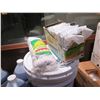 Image 15 : Multiple Chicopee CHIX SC Towels, Cleansers & Detergents, etc