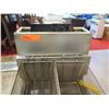 Image 2 : Pitco Frialator 40S Commercial 2-Basket Deep Fryer