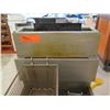 Image 2 : Pitco Frialator 40S Commercial 2-Basket Deep Fryer