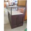 Image 8 : Cabinet w/ Clear Display Top & 3 Back Doors 46"L x28"W & Metal Rack