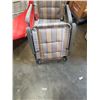 Image 2 : 6 FOLDING PATIO/LAWN CHAIRS