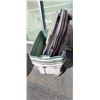 Image 1 : 5 STACKABLE STORAGE TOTES WITH LIDS