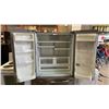 Image 2 : FRIDGIDAIRE STAINLESS DOUBLE DOOR REFRIGERATOR BOTTOM FREEZER WORKING