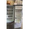 Image 3 : FRIDGIDAIRE STAINLESS DOUBLE DOOR REFRIGERATOR BOTTOM FREEZER WORKING