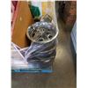 Image 2 : PALLET OF MISC SHOP AND HOSEHOLD ITEMS