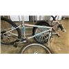Image 2 : SILVER RALEIGH BIKE