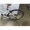 Image 2 : WHITE AND PURPLE NORCO BIKE