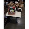 Image 1 : BOX OF SPORTS CARDS