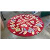 Image 1 : OVAL AREA RUG APPROX 7.5FT WIDE