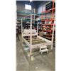Image 1 : 4 POST QUEENSIZE BEDFRAME