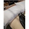 Image 3 : 2 NEW SERTA KING SIZE PILLOWS