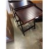 Image 2 : 2 FOLDING TV TRAY TABLES