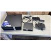 Image 1 : 2 PARTS COMPUTER TOWERS AND 2 DESKTOP HUBS