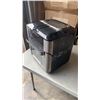 Image 2 : INSTANT POT 6QT VORTEX PLUS AIR FRYER - TESTED WORKING - RETAIL $164