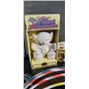 Image 2 : 4 HULAHOOPS WITH VINTAGE TOYS