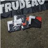 Image 2 : 5 NEW ANTI TRUDEAU 3FT X 5FT FLAGS
