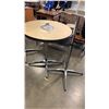 Image 2 : 3 ADJUSTABLE HEIGHT ROUND 30" PUB TABLES