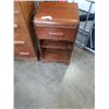 Image 2 : VINTAGE 5 DRAWER WATERFALL DRESSER AND MATCHING NIGHTSTAND
