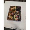 Image 1 : BOX OF COLLECTIBLE BEARS