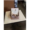 Image 1 : BOX OF NORMAN ROCKWELL  AND OTHER HARDCOVER COFFEE TABLE BOOKS