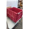 Image 2 : 5 STACKABLE TOTES W/ BUILT IN LIDS