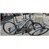 Image 1 : GREY SUPERCYCLE BIKE